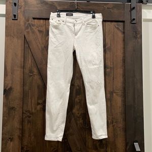 Jcrew White Skinny Ankle Jeans. Size 29.